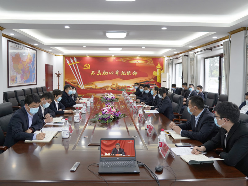 【奮斗青春、強(qiáng)國(guó)有我】北京銀盾保安服務(wù)公司組織團(tuán)員看建團(tuán)100周年慶祝大會(huì)