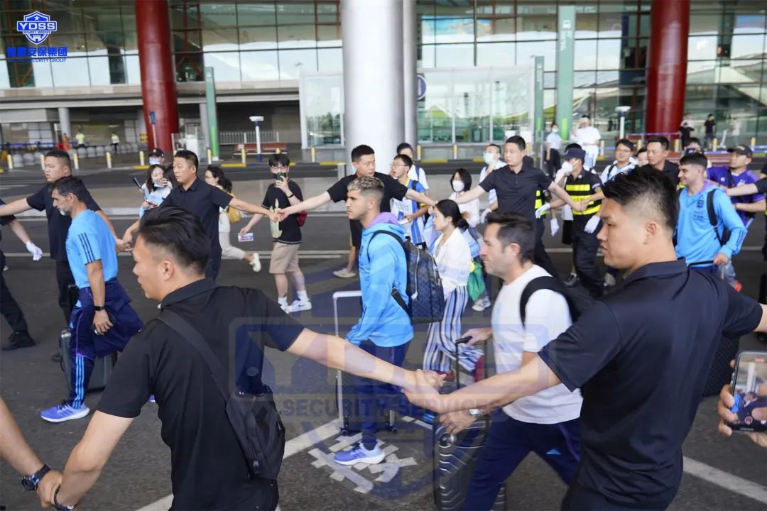 北京銀盾保安服務(wù)公司護(hù)航2023阿根廷VS澳大利亞 國際足球邀請(qǐng)賽梅西中國行
